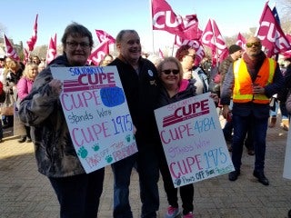 CUPE 1975 members