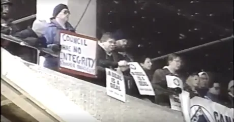 CUPE 500 members at a 1996 rally//Les membres du SCFP 500 lors d'une manifestation en 1996