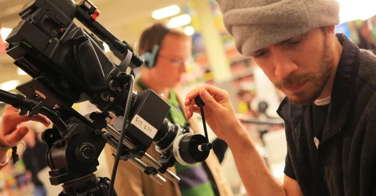 Communications sector 