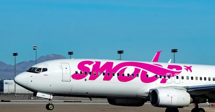 Swoop plane
