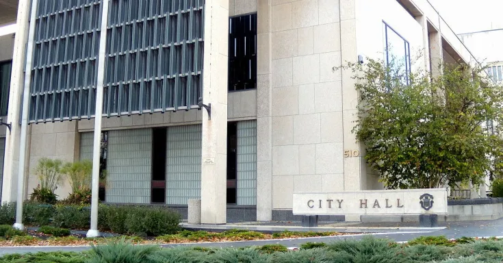 Winnipeg city hall